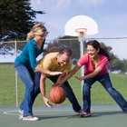 Lee más sobre el artículo ¿Qué tamaño tiene una pista de baloncesto de media cancha?