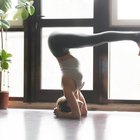 ¿Cuáles son los beneficios de las inversiones en el yoga?