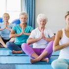 Comienzo del yoga para mayores | SportsRec